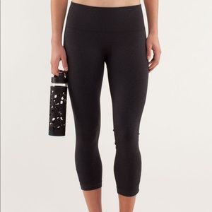 Lululemon Ebb and Flow Crop - Size 8, Deep Coal.